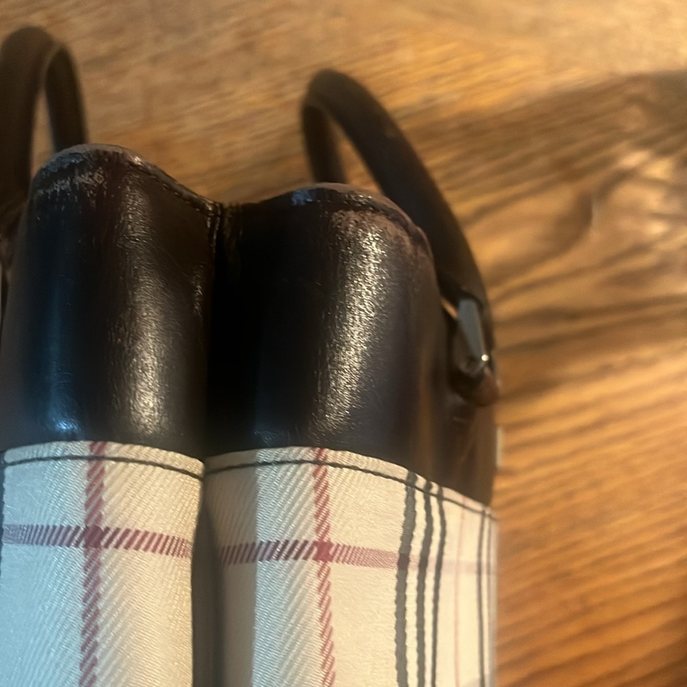 Burberry bag - Picture 9 of 13